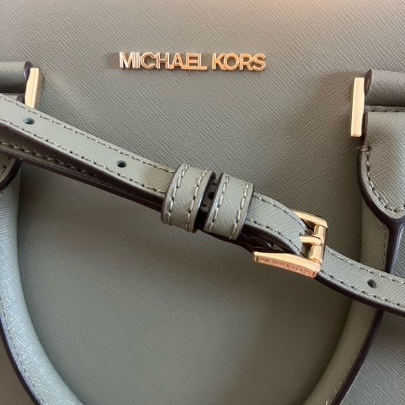 Michael Kors Selma - Picture 13 of 14